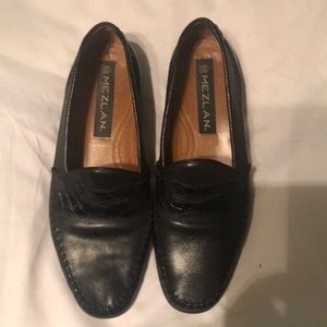 Men’s black penny-loafers